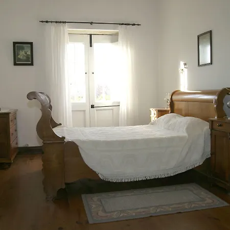 Casa Da Varzea 3* بونتي دي ليما